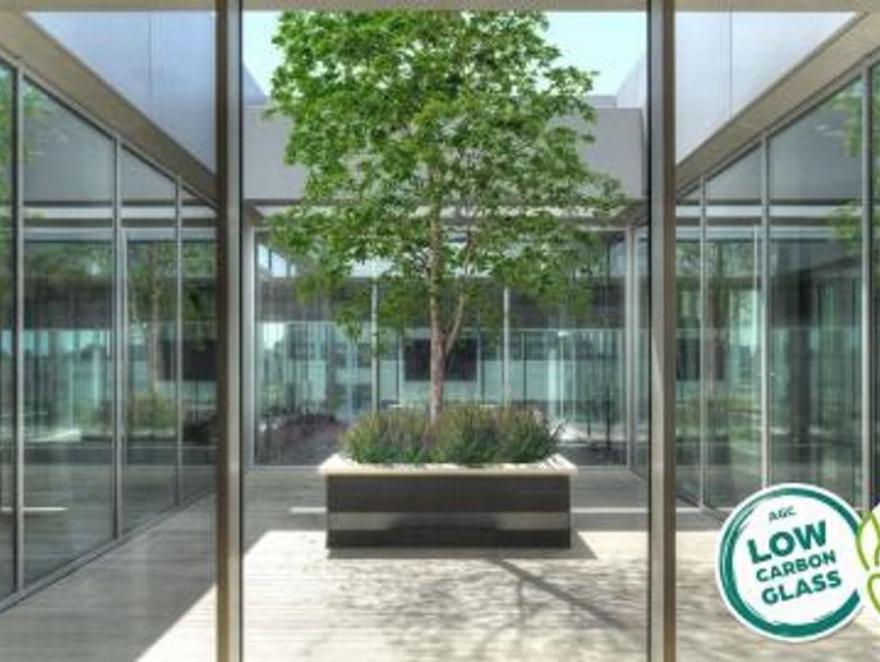 AGC annonce la disponibilité de ses FDES pour le verre résistant au feu Pyrobel Low-Carbon